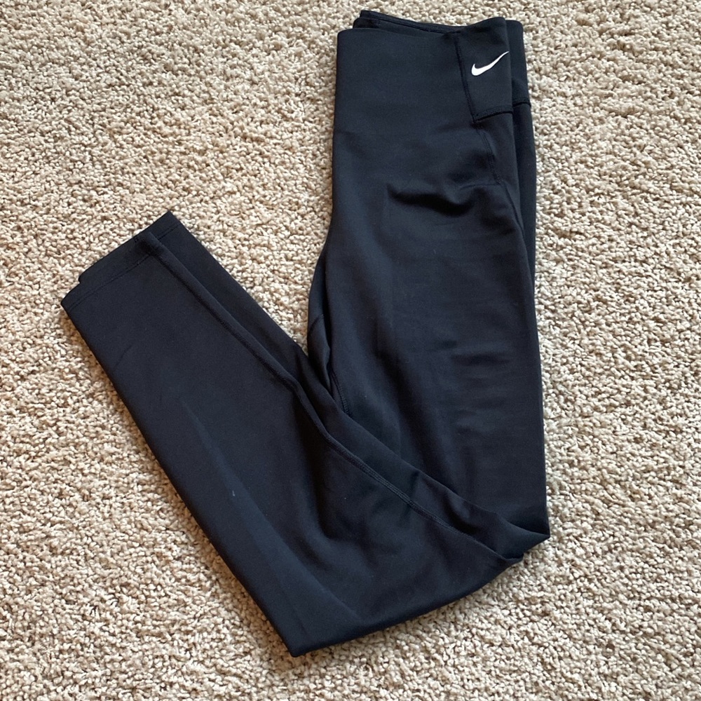 Women’s Black Nike Leggings